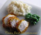 FriedChickenDinnerCLOSE2_copy.jpg